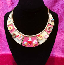 Load image into Gallery viewer, Statement Ice Cream Collar - Unique
