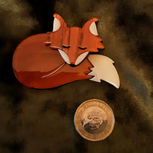 Load image into Gallery viewer, Sleeping Fox Brooch
